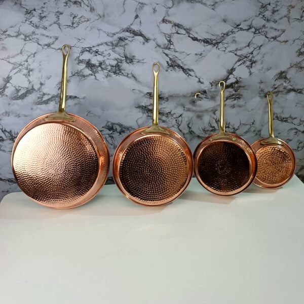 Ensemble de poêles en cuivre rouge